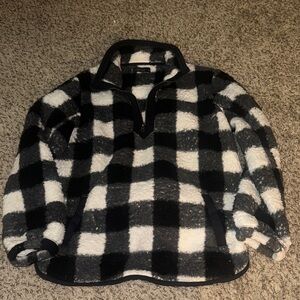 Abercrombie & Fitch Black and White Buffalo Check Sherpa Pullover size XL womens
